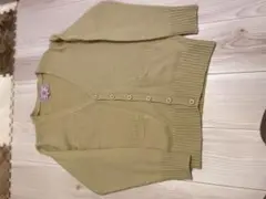 Gorgeous オリーブグリーン Vネック カーディガン Mサイズ