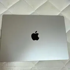 MacBook Pro M2Pro 16GB/512GB