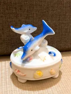 イルカの小物入れ
