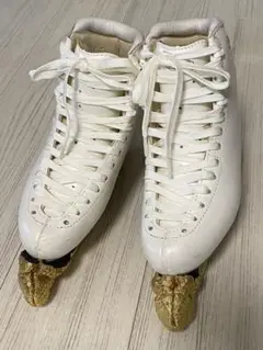 EDEA コーラス　ゴールドシール  スケート靴　22 Edea Chorus 220 C Figure Skates with John Willson Gold Seal