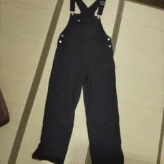 キッズ黒オーバーオールМサイズ150〜160