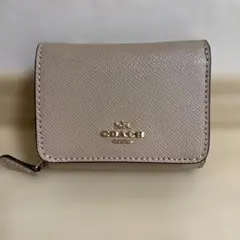 COACH ベージュ 三つ折り財布