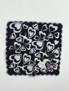 ANNA SUI ハート柄ハンカチ