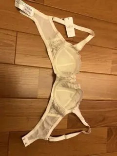 ホワイト Bカップブラジャー 70サイズ