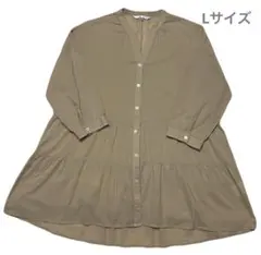ベージュ シャツブラウス七分袖 フレア薄手