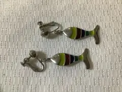 魚のカラフルイヤリング