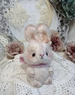 ハンドメイドぬいぐるみ　⁂みるくうさぎちゃん❤️