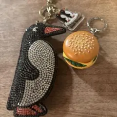 ディックブルーナペンギンとハンバーガーのキーホルダーセット