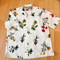 GU 花柄 半袖シャツ ホワイト