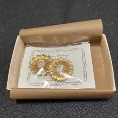 Item thumbnail for item 8780cd9a-a908-48e9-be63-c3faa32b68d9