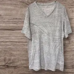 美品❣️一点物✨グレーのVネック半袖Tシャツ　カジュアル　シンプル