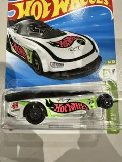 ホットウィール　2025 スーパーチャージド　ムーンアイズ