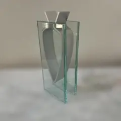 モダンV字型一輪挿し　ACTUS