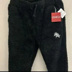 新品 黒 ふわふわパンツ着払い