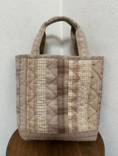 ハンドメイド　パッチワーク手提げトートバッグ　リバーシブル