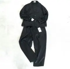 【新品タグ付き】hagumu ブラック セットアップ ジャケットとパンツ
