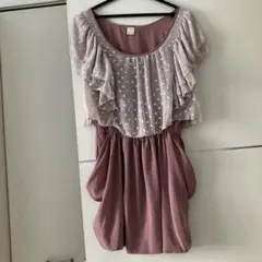 ドット柄フリルワンピース　美品