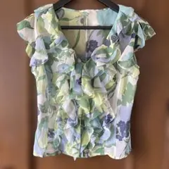 花柄フリル半袖ブラウス