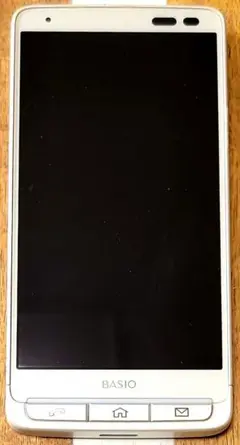 BASIO ホワイト スマートフォン 本体