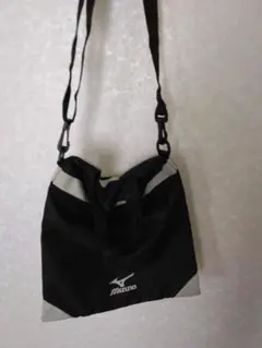 超美品【Mizuno ショルダーバッグ スポーツバック　　ブラック】