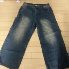 ライトブルーワイドレッグデニム Mサイズ