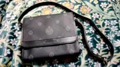 Item thumbnail for item ea2cf40e-7b2d-4ed6-8ed3-fd745e0f40b3