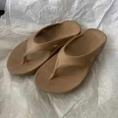 OOFOS Nomado ウーフォス　ノマド