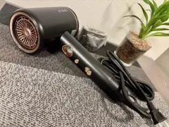 Item thumbnail for item d6a71de8-c5aa-4004-9cfc-5aa3e9f59f3d