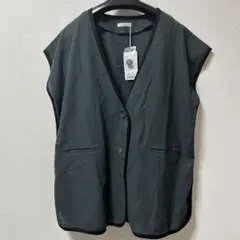 新品　ITEMS URBANRESEARCH パイピングノースリーブベスト
