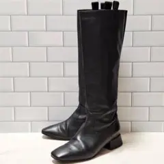 Item thumbnail for item e9a3669f-a9ff-4fc8-838c-5a6d8597098b