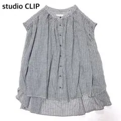 【美品】スタディオクリップ　ギンガムチェック柄フレンチスリーブブラウス　ギャザー