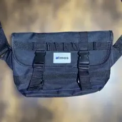 atmos ブラック ショルダーバッグ