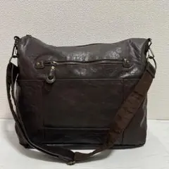 本革製 メンズ レディース ショルダーバッグ メッセンジャーバッグ A4収納可能