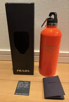 PRADA ウォーターボトル タンブラー プラダ レッド 2025年最新】プラダ ウォーターボトルの人気アイテム - メルカリ