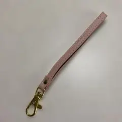 新品未使用　ピンク 合成皮革 ハンドストラップ ゴールド金具