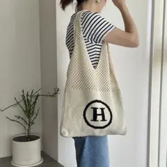 大人気❣️Hロゴ トートバッグ　ホワイト　ショルダーバッグ　エコバッグ　韓国