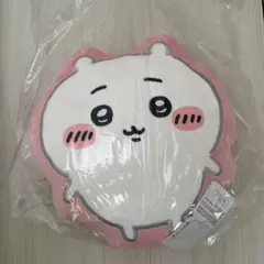 ちいかわパーク　ダイカットクッション　ちいかわ