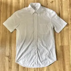 UNIQLO ホワイト 半袖シャツ S