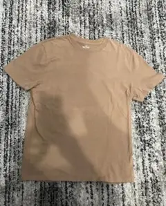 【新品未使用】Hollister Tシャツ