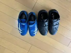 ASICSとArnold Palmer スニーカー 青と黒 2足セット