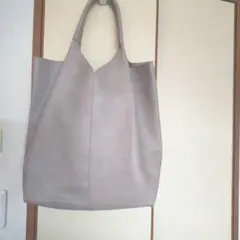 たっぷり入るトートバッグ