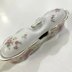 Item thumbnail for item e6b6d51d-bb8d-4156-b35c-d7d377b74edc