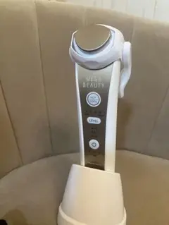 Item thumbnail for item fe194562-bd63-425e-a686-f54e06c05669