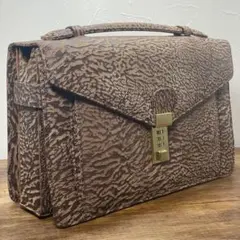美品 オーストリッチ革 amietロック付き セカンドバッグ 　シルバー 美品 オーストリッチ革 amietロック付き セカンドバッグ