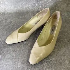 Item thumbnail for item c92d6b9c-7240-4428-bb17-35d1b23d317e