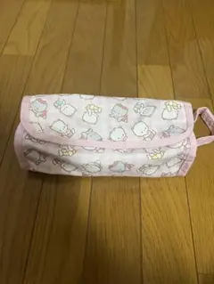 ニャニィニュニェニョン　テッシュケース