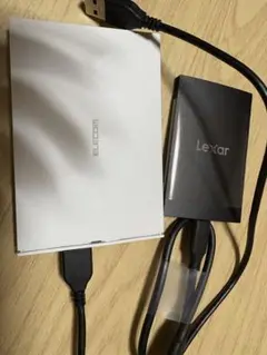 ELECOM2tb＋Lexar2tb 外付けSSD