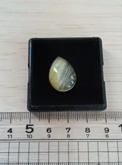ルチルクォーツ　ルース　美品　ラビットヘア！？