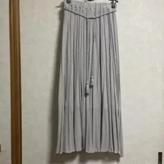 グレー ロングスカート タッセル付き