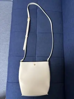 ショルダーバッグ　ホワイト